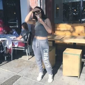 Meet your Posher, Kayla